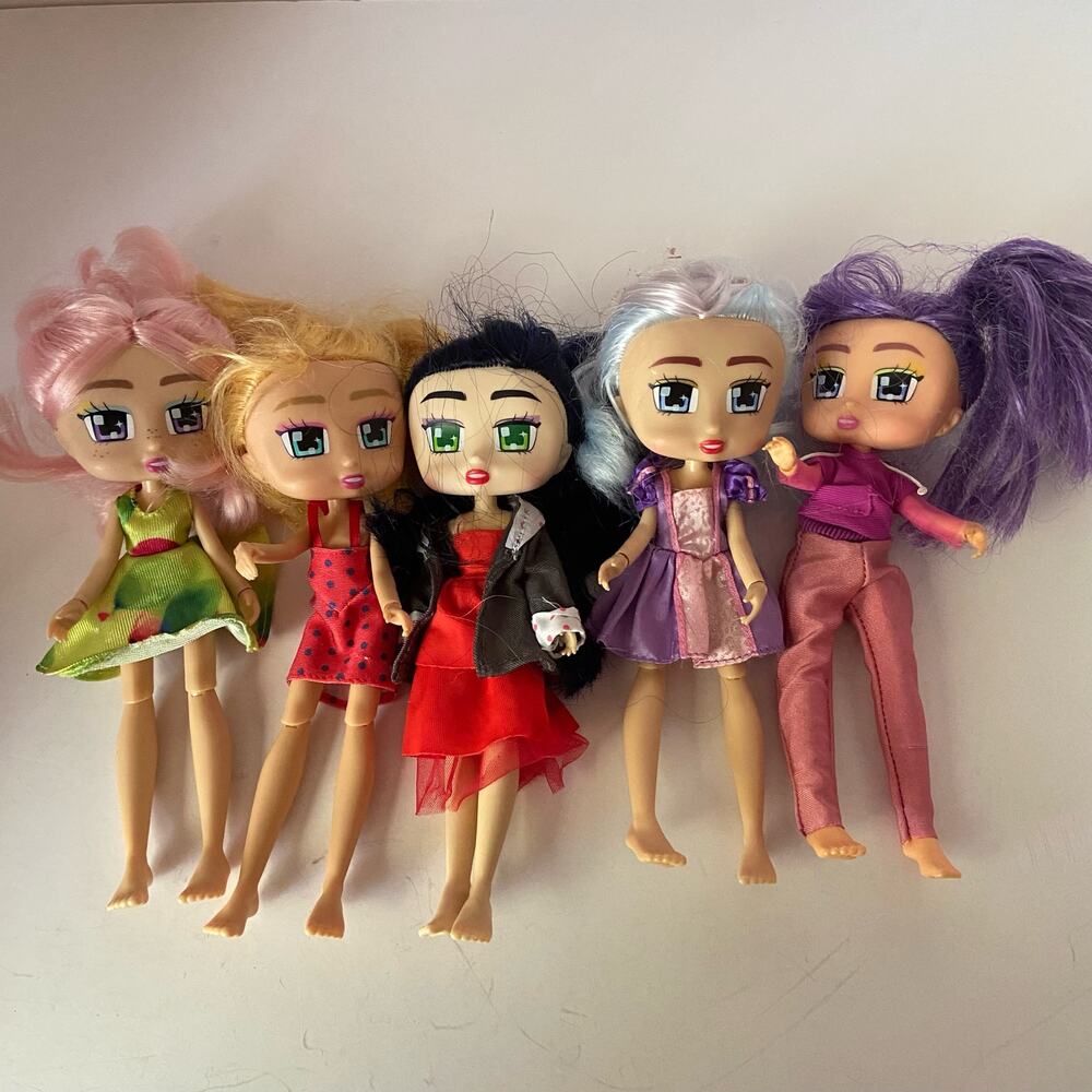 Boxy Dolls 5 Girls With Clothes And Mask 8" Jay@Play Poseable Big Eyes GUC